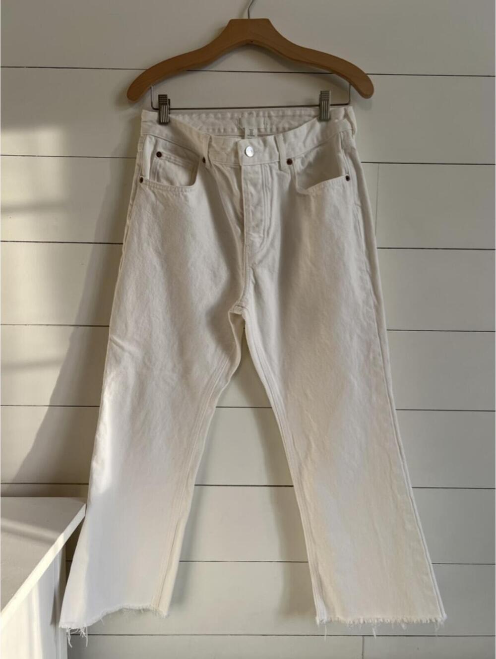 H&M Jeans Women's size 8 White Button-fly Raw Hem Summer Minimalist 100% Cotton